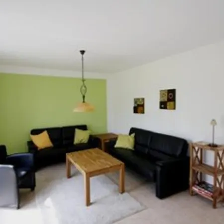 Vakantiehuis K83 - Modernes Ferienhaus Mit Aussensauna Und Sonnenterrasse Am See In